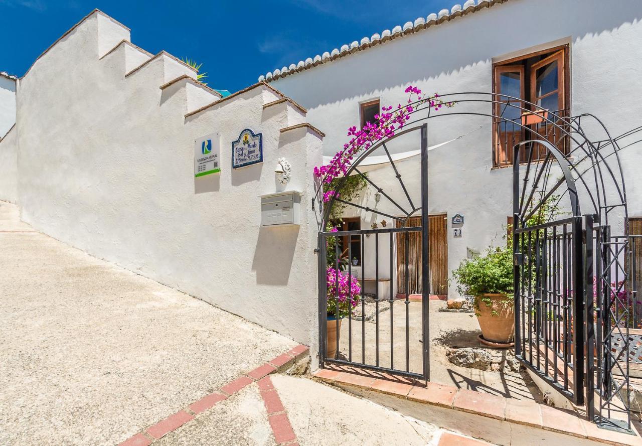 Casa Mundo - 16Th Century Traditional White Village House With Pool Pinos del Valle Exterior photo